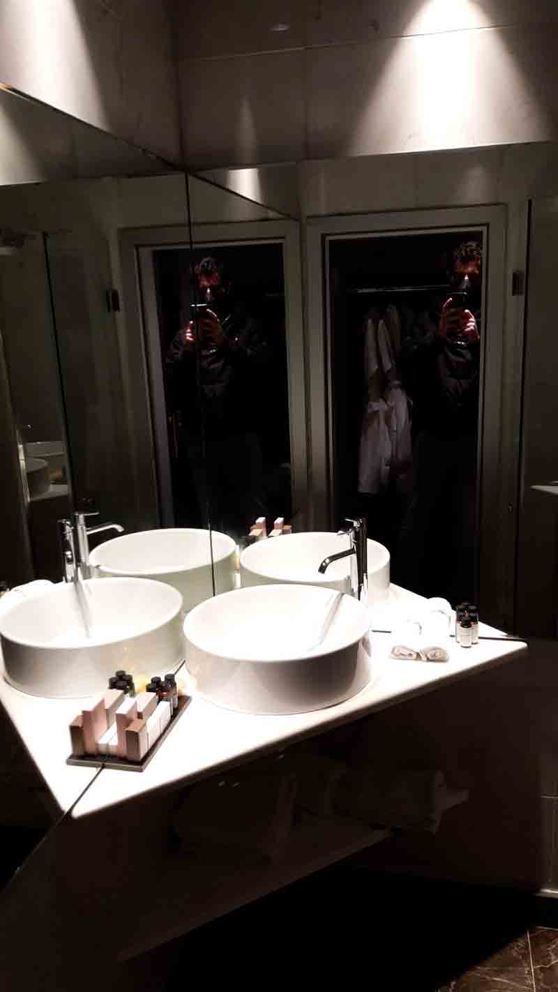 Bath 4